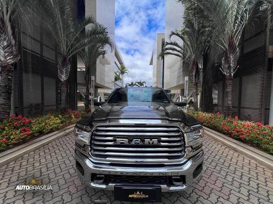 RAM 3500 6.7 I6 TURBO DIESEL LIMITED LONGHORN CD 4X4  AUTOMÁTICO